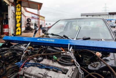 Универсальная опора для вывешивания двигателя и КПП на крыльях - купить Алябьево