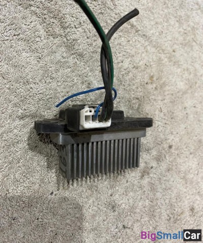 Резистор печки Mazda3 хетчбек - купить Алябьево