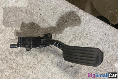 Педаль газа Toyota Camry 55 - купить Алябьево