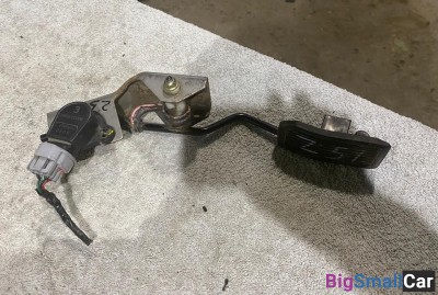 Педаль газа Nissan Sunny 15 - купить Алябьево