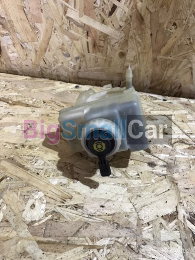 Бочок тормозной жидкости Бмв 7 е65/66 - купить Алябьево