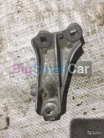 Кронштейн крепления двигателя Хонда цивик 4 Д - купить Алябьево