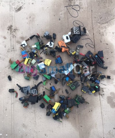 Разъем Peugeot 206 1.4 - купить Алябьево