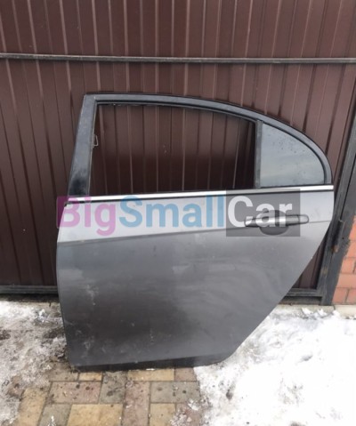 Задняя левая дверь Geely Emgrand EC7